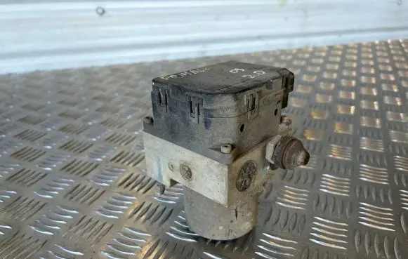 Mazda Premacy ABS Pump CB77437AZ 3049873109 A104400132