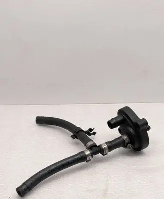 BMW 7 E38 Fuel return line/hose 2354117