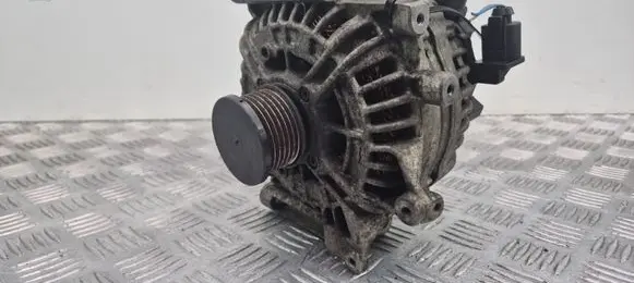 Mercedes-Benz C W203 Generator/alternator A0131540002 0124625014