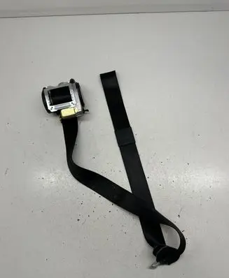 Audi A3 S3 8P Front seatbelt 8P3857706B