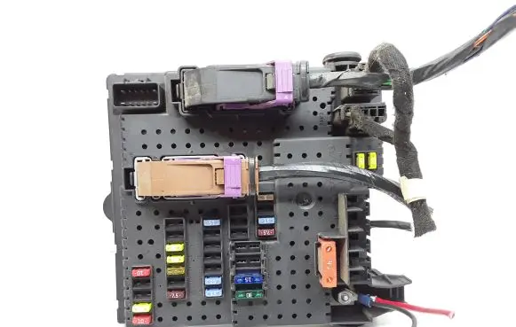 Volvo XC90 Fuse module 31314469 28242073