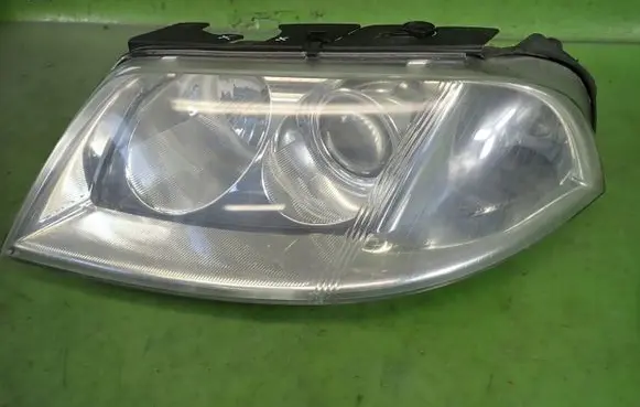 Volkswagen PASSAT B5.5 Headlight/headlamp
