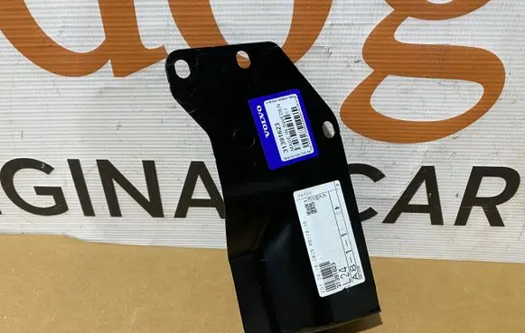 Front bumper mounting bracket