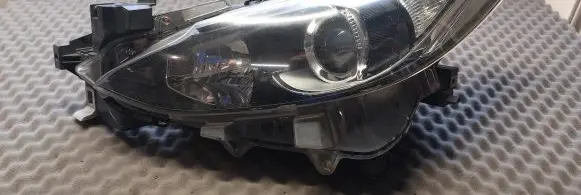 Mazda 3 III Headlight/headlamp BHT451040 B45A51040