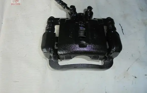 Hyundai Genesis Rear brake caliper