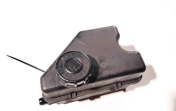 Citroen Berlingo Power steering fluid tank/reservoir
