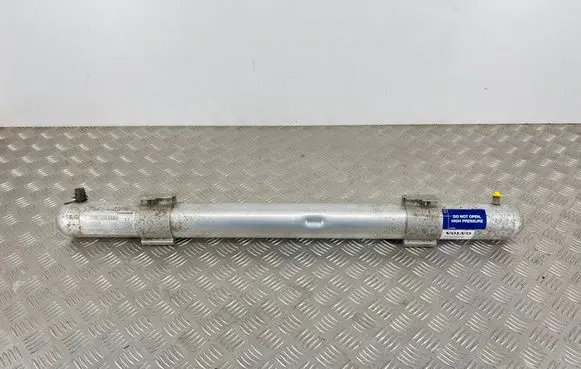 Volvo S90, V90 Air suspension tank/reservoir 31429826