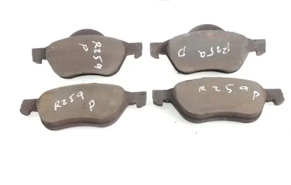 Renault Megane II Brake pads (front) 