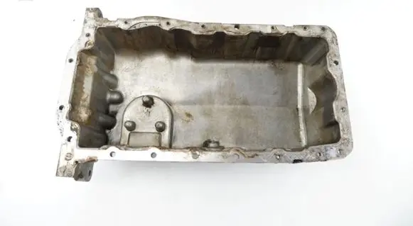Volkswagen Polo VI Oil sump 