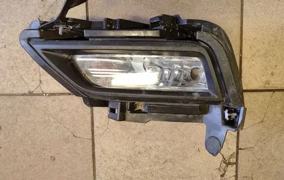 Nissan Micra K14 Front fog light