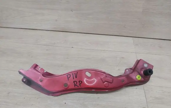 Toyota Prius (XW50) Front bodywork piece 
