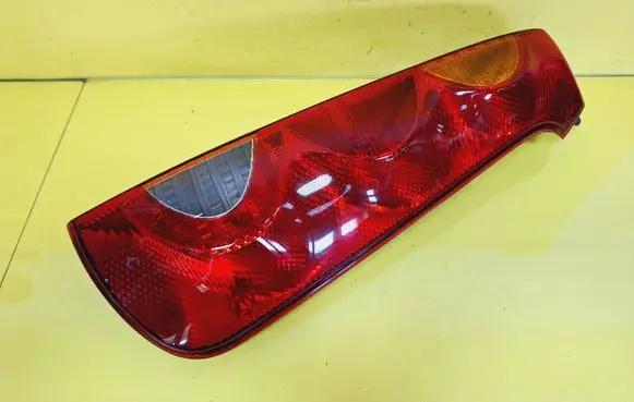 Nissan Note (E11) Rear/tail lights