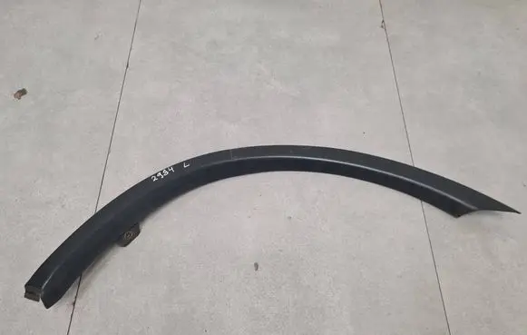 Mitsubishi Outlander Rear arch trim 7407A3032