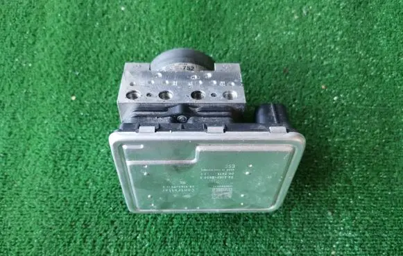 Hyundai Kona I ABS Pump 58900J9100 06210256044