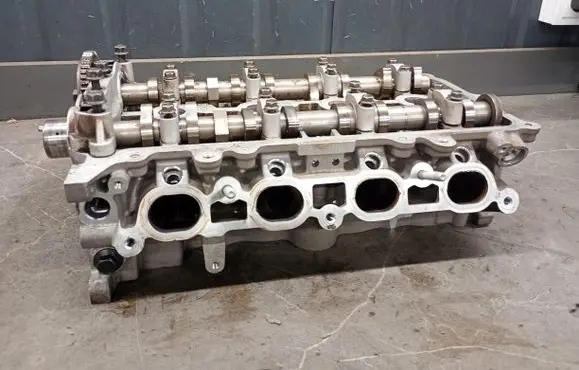 Hyundai ix20 Engine head alsi6cu4