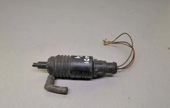 Audi A6 S6 C4 4A Windscreen/windshield washer pump 4A0955651