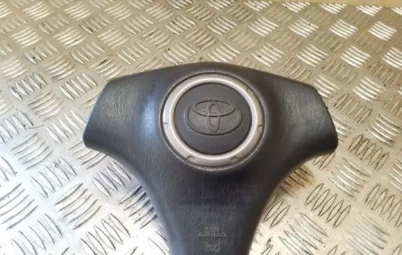 Toyota RAV 4 (XA20) Steering wheel airbag 8419802