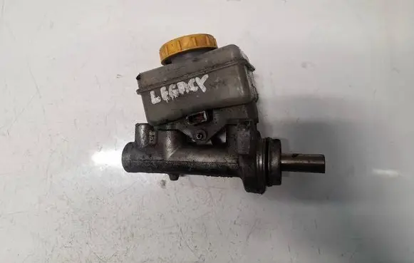 Subaru Legacy Master brake cylinder 
