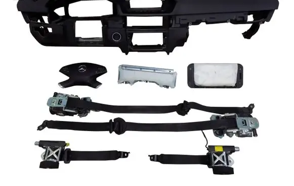 Mercedes-Benz E W212 Radio/GPS head unit trim 