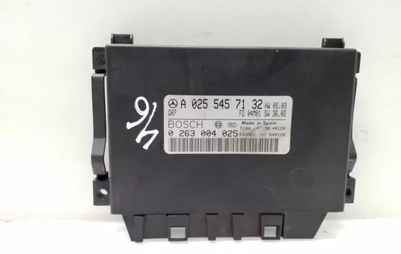 Mercedes-Benz E W211 Parking PDC control unit/module A0255457132 0263004025