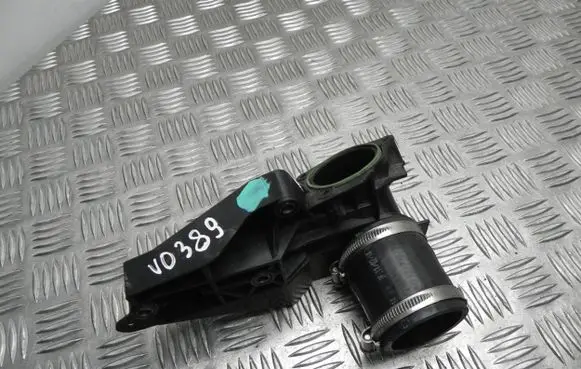 Ford Focus Air intake hose/pipe 1060231S01 VD389