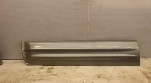 Front door trim (molding)