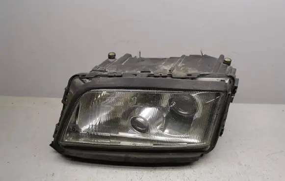 Audi A8 S8 D2 4D Headlight/headlamp 1305235230