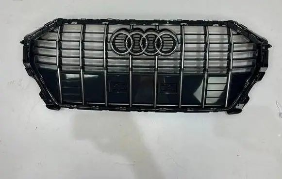 Audi Q3 F3 Front grill