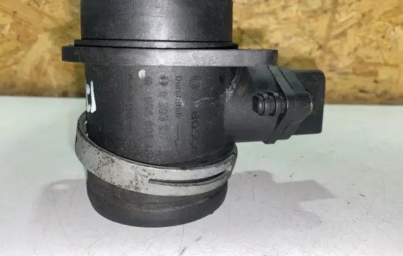 Skoda Fabia Mk1 (6Y) Mass air flow meter 0280217121