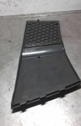 Side speaker trim/cover