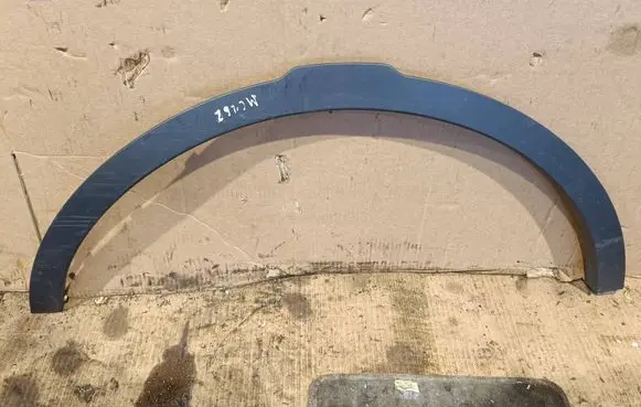 Land Rover Evoque I Front arch trim BJ3216A075AC C8C9A BJ3216A075BE