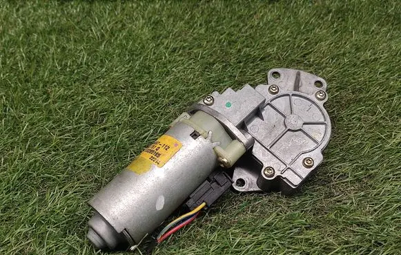Audi A6 S6 C5 4B Seat adjustment motor 3B0959761Q