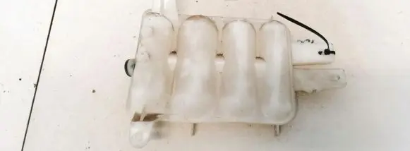 Vacuum air tank