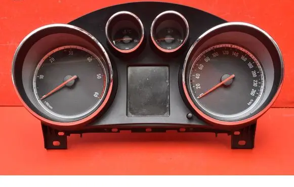 Opel Insignia A Speedometer (instrument cluster) 20980568