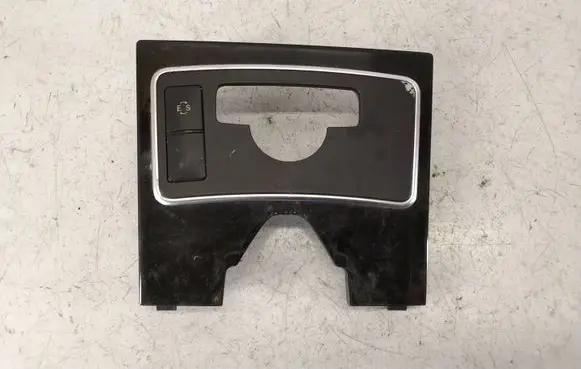Mercedes-Benz E W212 Other dashboard part A212680XX07 A21229054900