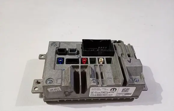 Dodge RAM Radio/CD/DVD/GPS head unit 68341908AJ