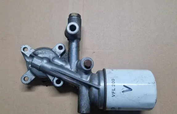 Nissan 240ZX, 280ZX, 300ZX Oil filter mounting bracket 