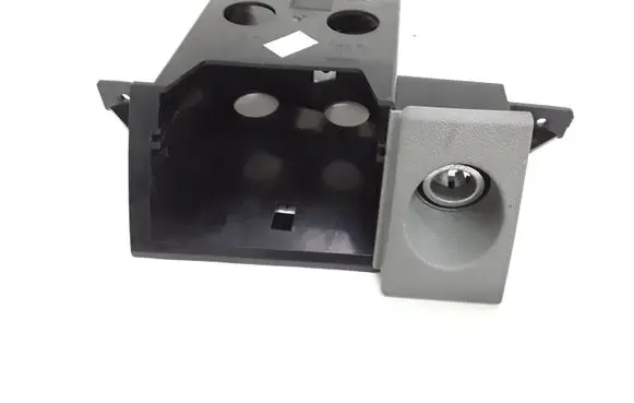 Cup holder front