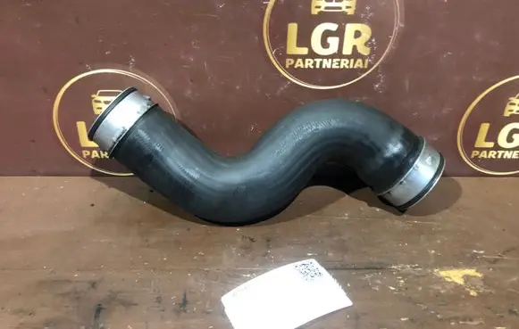 Mercedes-Benz E W211 Intercooler hose/pipe
