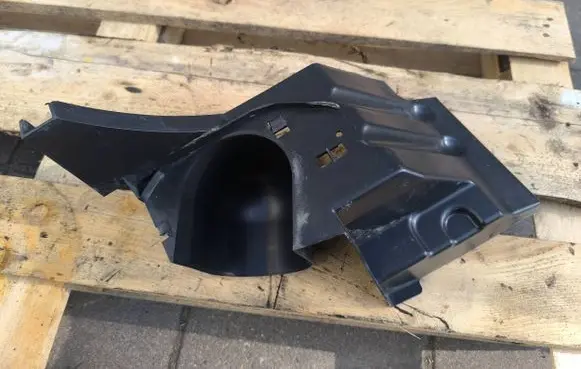 Opel Vivaro Air intake duct part 8200422830 93854605 1020496