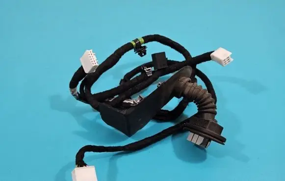 Mazda CX-5 Rear door wiring loom KD51-67-220A IMPRK1419765