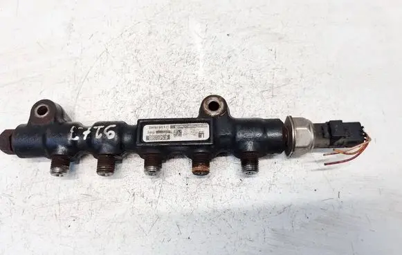 Citroen C4 I Fuel main line pipe 9654592680