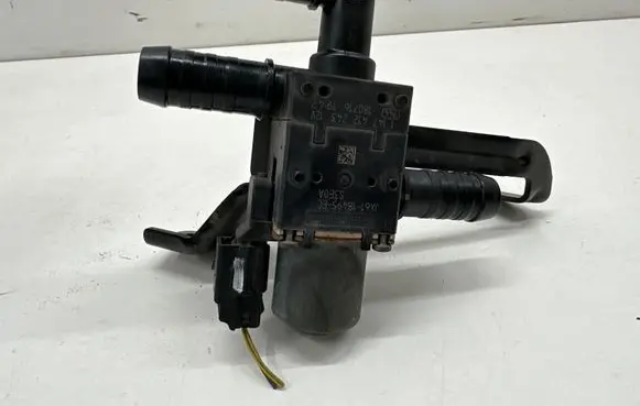 Ford Focus Electric auxiliary coolant/water pump JX6118495EC