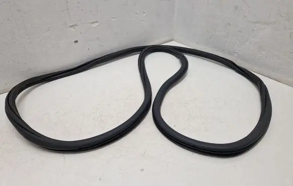 Volkswagen Golf Sportsvan Front door rubber seal 510867912D