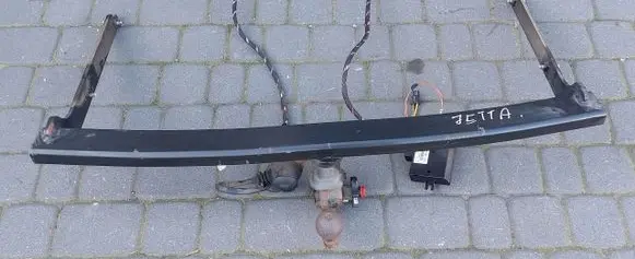 Volkswagen Jetta V Tow bar set 1KM092155
