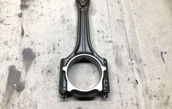 Skoda Octavia Mk2 (1Z) Connecting rod/conrod 06BH