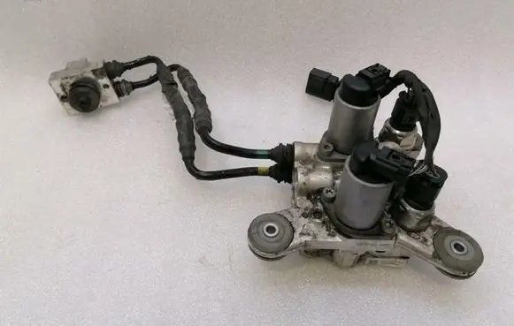 Porsche 911 991 Air suspension valve block 99135907704 99135925303