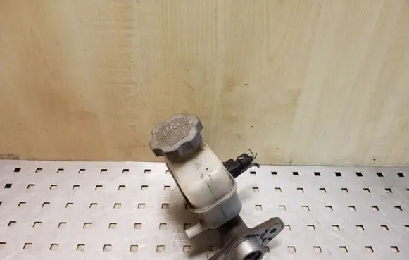 Hyundai Santa Fe Master brake cylinder BM1110463