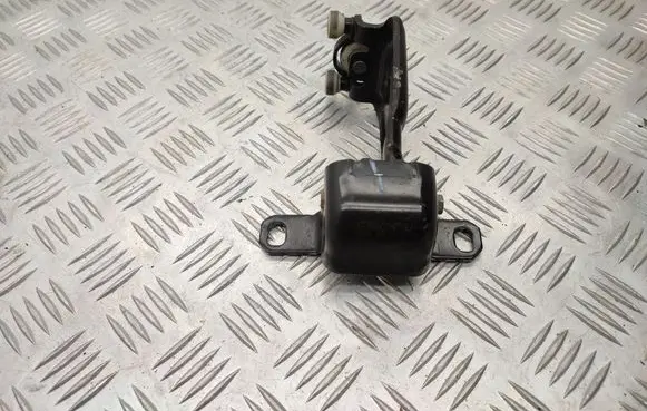 Mercedes-Benz Vito Viano W447 Sliding door middle roller runner A4477600247