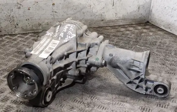 Mercedes-Benz GLE (W166 - C292) Front differential A1663300200 4460060451 327